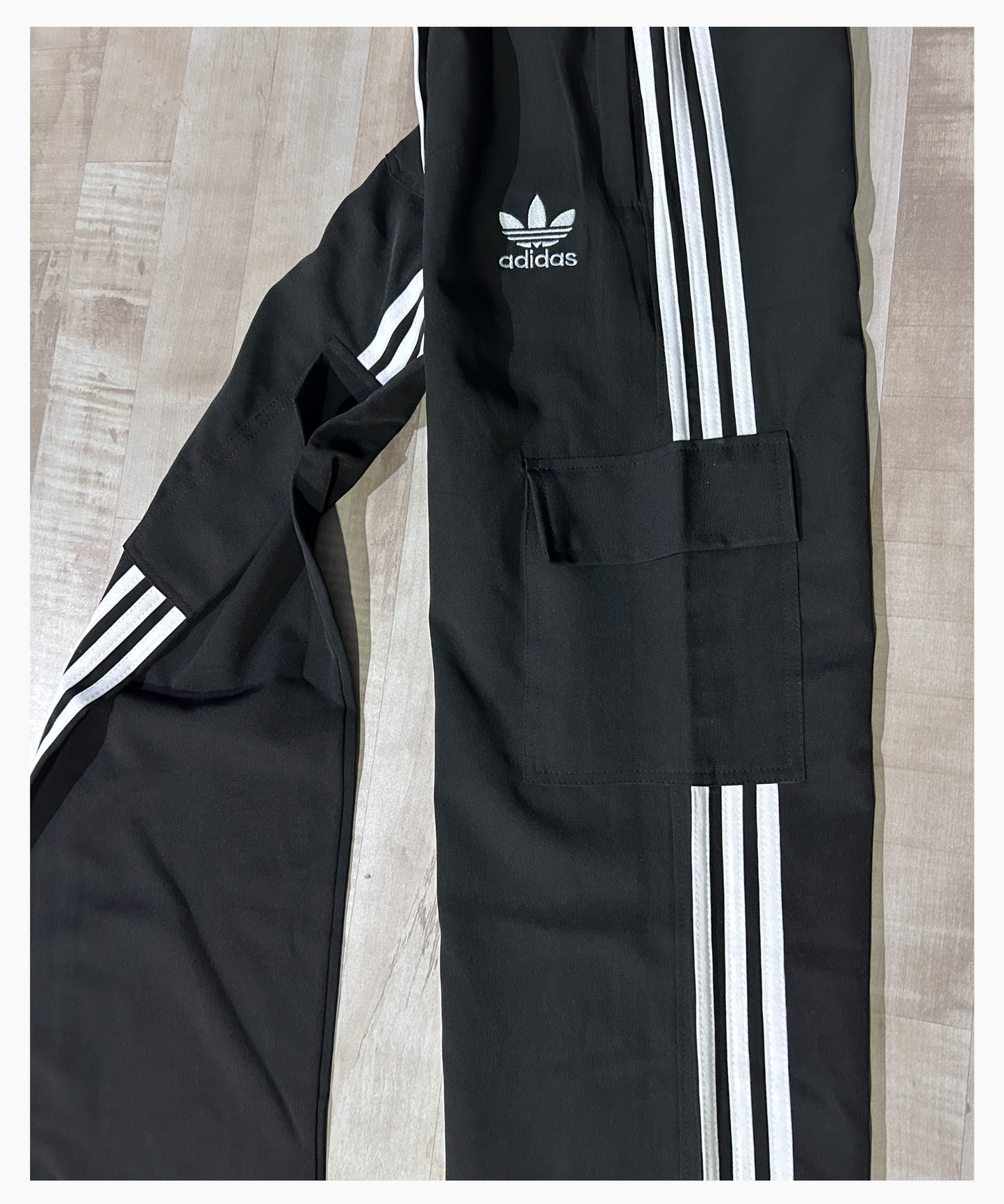 Imported Ns Terry Lycra Cargo (GSM 180-190) Three Strip Design