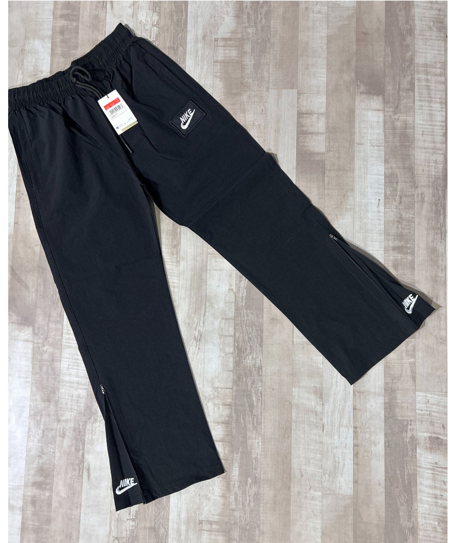 Imported Black Series Nylon Terry Lycra | Straight Fit + Boot Cut | Ankle Zipper | Side Pocket Closure | Lower / Trackpant - B2BZONE