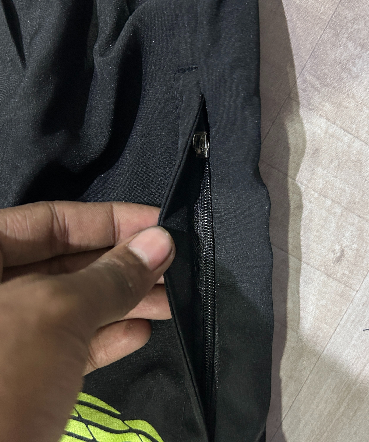 Imported Ns Parachute Lycra Shorts (15% Lycra GSM 130)