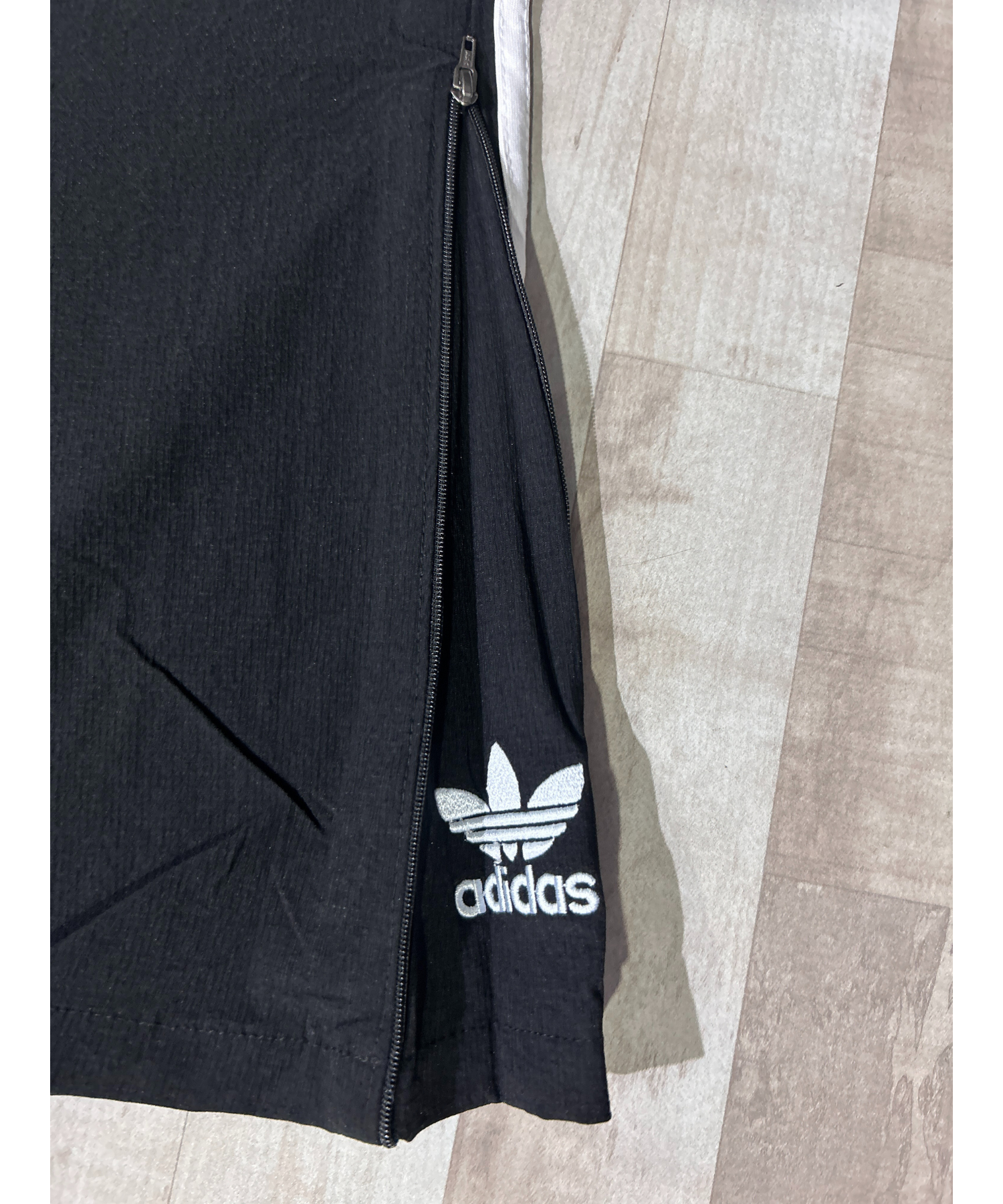 Imported Nylon Terry Lycra | Straight Fit + Boot Cut | Ankle Zipper | Side Pocket Closure |  Lower / Trackpant - B2BZONE