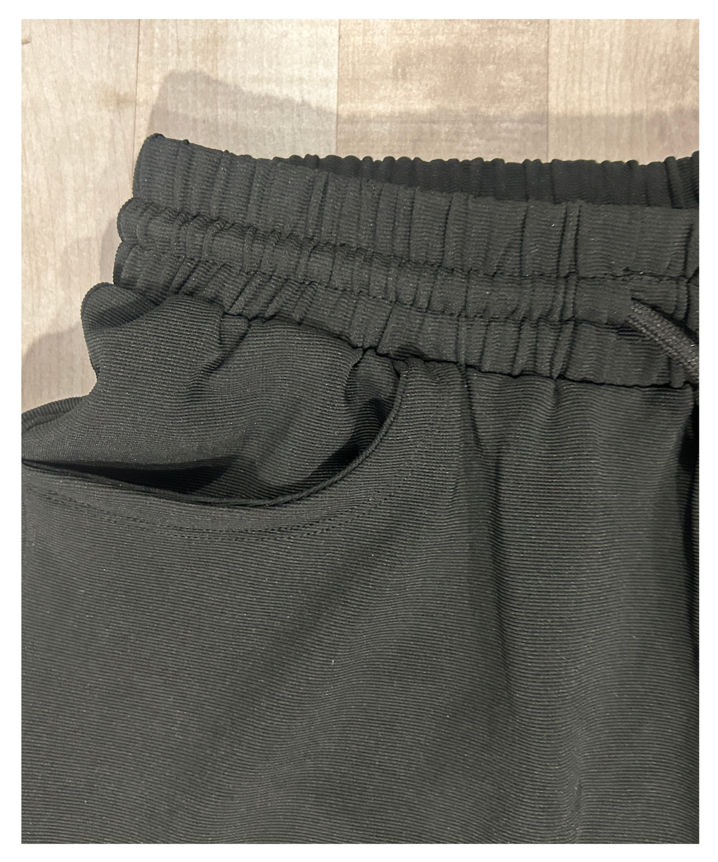 Men's Premium Imported Dobby Lycra Capri | 250 GSM | Functional D-Pockets | Regular Fit